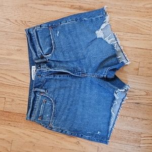 Abercrombie & Fitch 4" mom short hight rise,  size 10